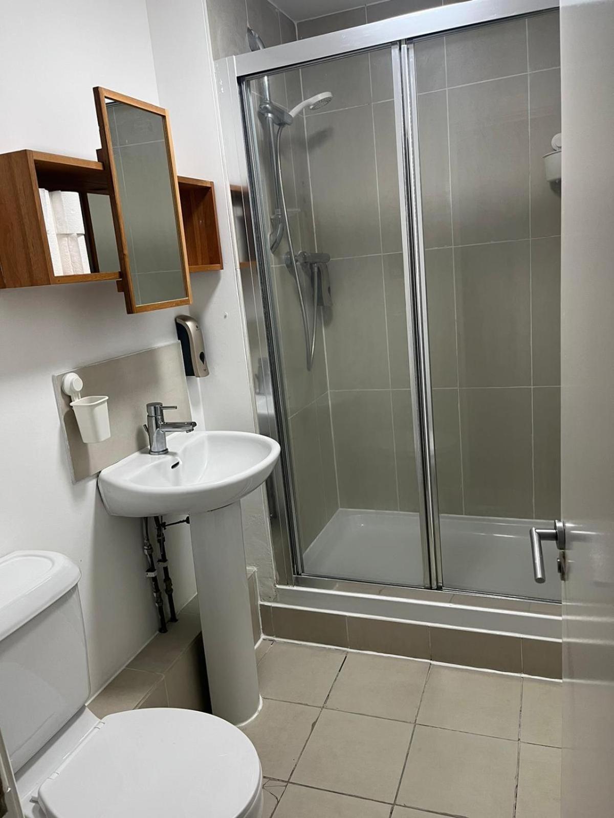 Westciti Chatsworth Road Apartments Croydon Esterno foto