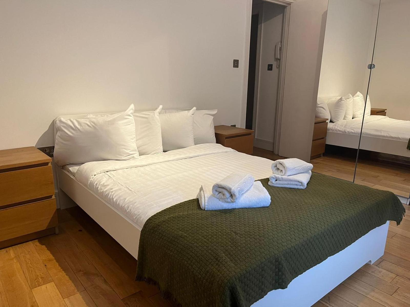 Westciti Chatsworth Road Apartments Croydon Esterno foto