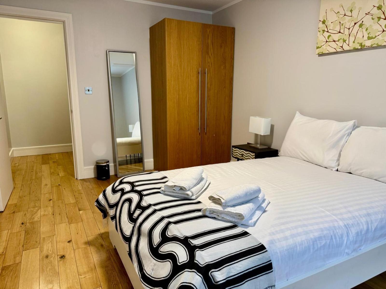 Westciti Chatsworth Road Apartments Croydon Esterno foto